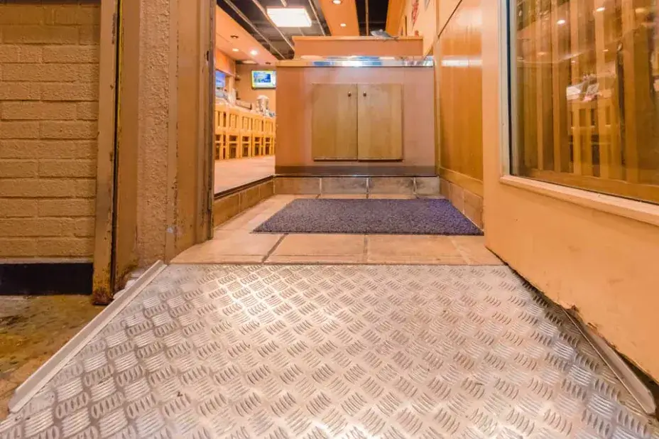 那覇市内の居酒屋 03